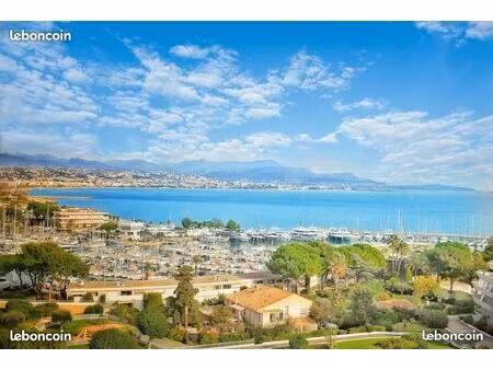 vue mer et terrasse climatisé - marina baie des anges t2 meublé