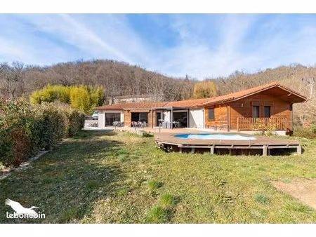 villa 5 pièces 135 m²