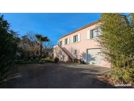 maison quartier calme