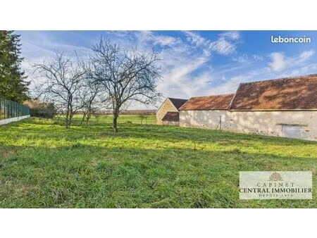 terrain 823 m² la motte-tilly