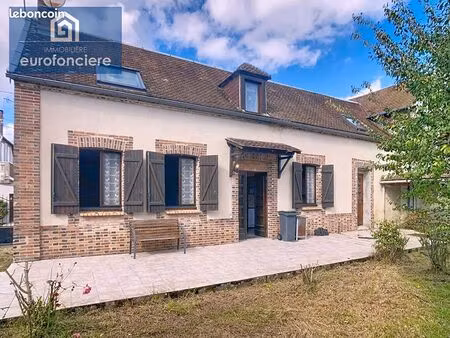 maison 4 pièces 117 m²
