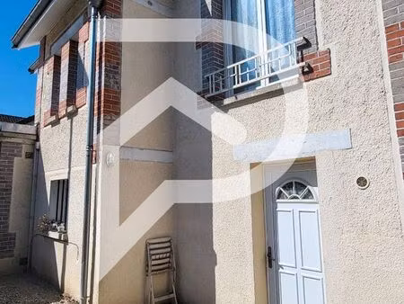 maison 4 pièces 75 m²