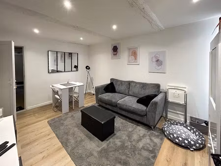 location appartement 2 pièces 40.75 m² à trans-en-provence (83720)  636 €