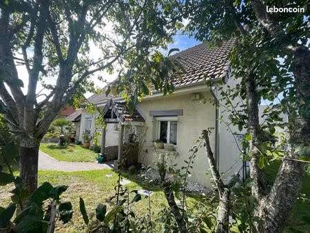 pavillon 6 pièces 136 m²