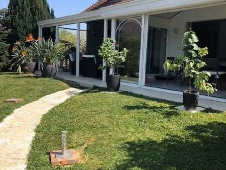 maison 9 pièces 200 m²