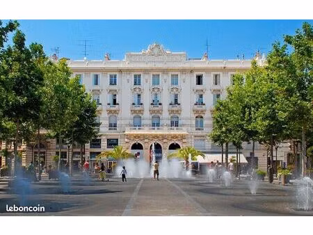 boutique 60 m² antibes