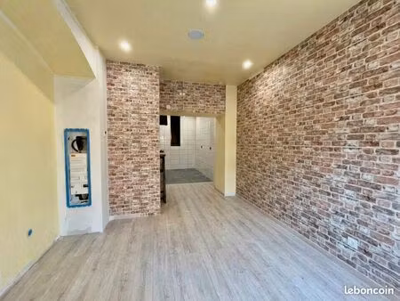 boutique 38 m² grasse