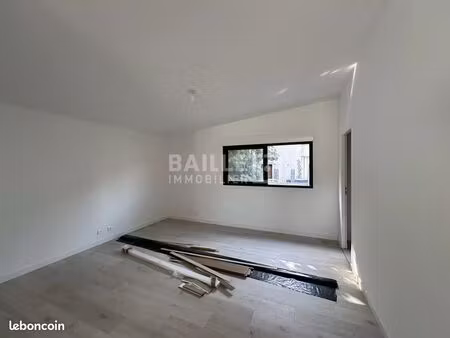 bureaux 80 m² mougins