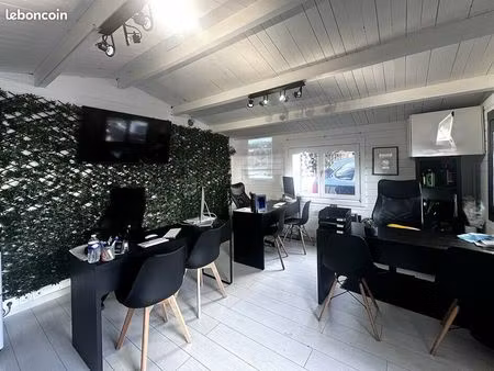 local commercial 20 m² nice