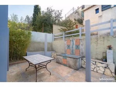 a septèmes-les-vallons villa individuelle en position dominante – vue dégagée – environnem