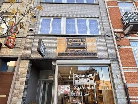 commerce rénové et loué !