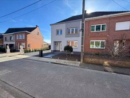 maison à louer à moerbeke avec 3 chambres + jardin