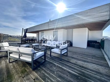 superbe appartement avec roof-top !