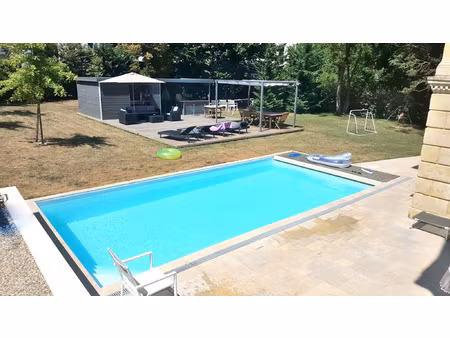 talence bagatelle - au rez-de-jardin d'une demeure du 18ème 