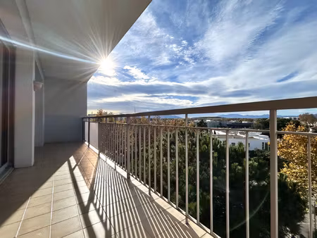 a louer - appartement traversant t3 67m2 secteur saint-marti