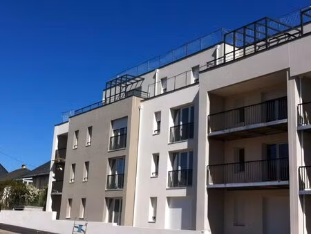 appartement * 3 pièces * 57 m² * 44800 saint herblain * 612 * 60 * 672