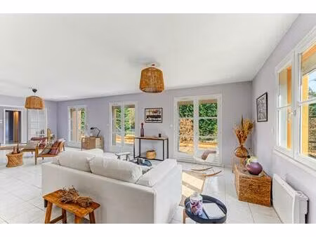 vente d'une maison de 6 pièces (199 m²) à fonsorbes