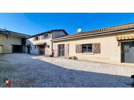 maison 166m2 - cour et terrain 730m2
