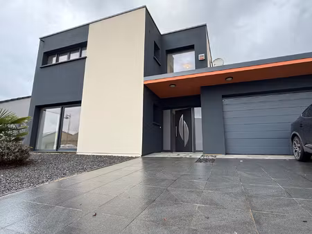 maison contemporaine avec piscine marange-silvange secteur