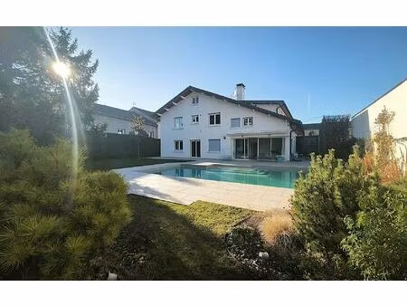 maison oyonnax 346 m² t-7 à vendre  495 000 €