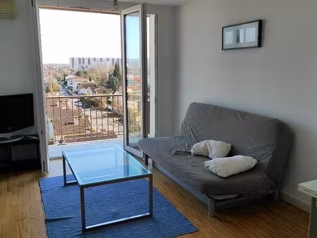 apt 3 pièces - 54m2 - métro fontaine lestang