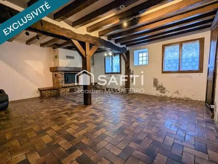 maison de plain-pied avec jardin et véranda