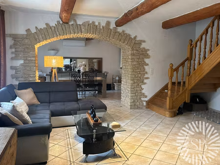 mas mitoyen avec appartement indépendant  annexe ouvrière à rénover  garage   jardin et pi