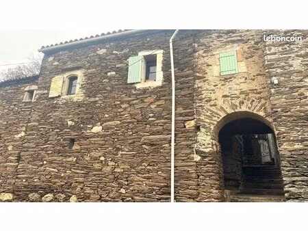 agréable petite maison de village à combes (34240)