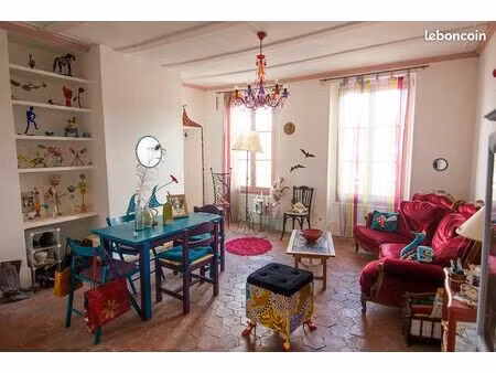 maison de ville au coeur du vieux wissous