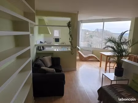 au cœur des yvelines  vue exceptionnelle  meublé