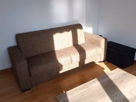 loue studio meublé climatisé