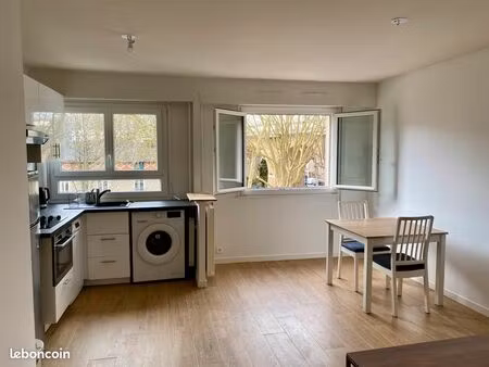 grand studio meublé lumineux – viroflay les arcades – 27 74 m²