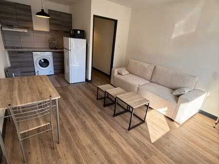 très beau studio - gaillard