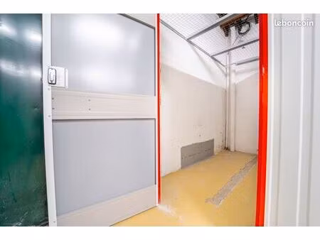 garage/box 6 m² paris