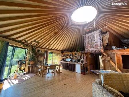 magnifique yourte ossature bois 10m + extension – à démonter sur place