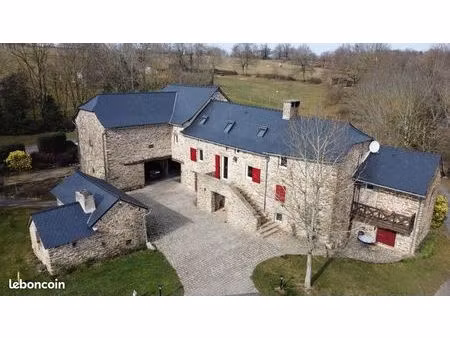 propriété 5 pièces 132 m²