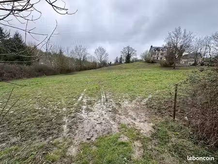 terrain 841 m² montrozier