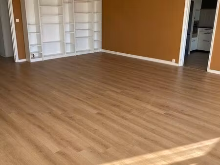 grand appartement lumineux