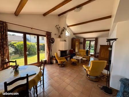 maison 6 pièces 122m2 petit perron