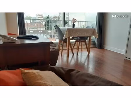 t2  36 m² meublé  métro: porte des lilas (paris 19ème) ou hoche (pantin)