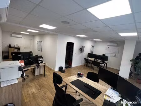 bureau avec stockage bastia