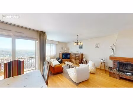 appartement 4 pièces 104 m²