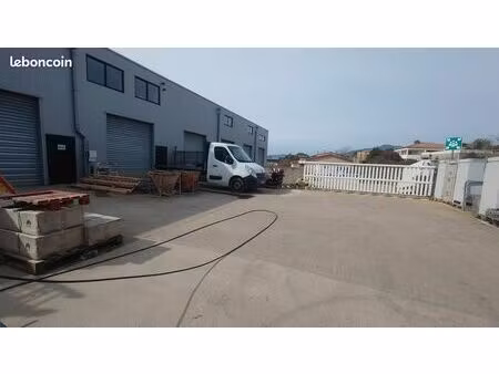 à louer – local artisanal 220 m² + bureaux 100 m² – baléone