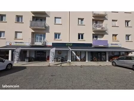 a vendre épicerie de village