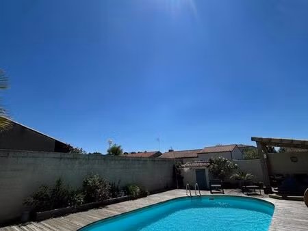 villa 130m² - dpe b - piscine & kiosque - calme - leuc