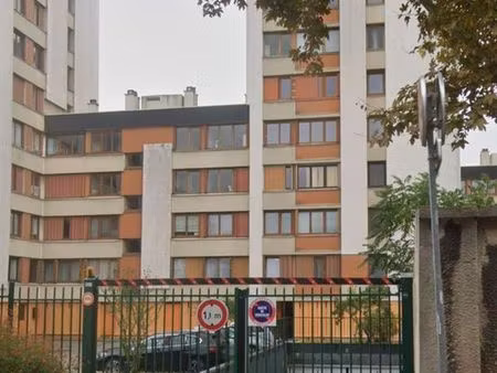 place parking souterrain