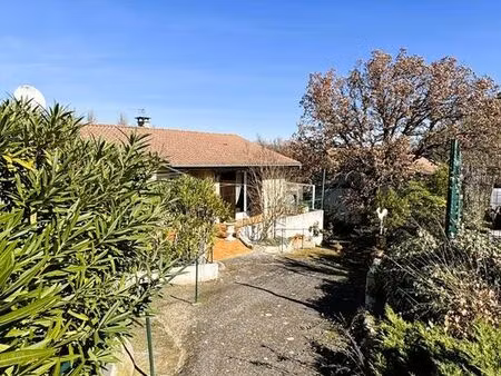 pavillon 4 pièces 101 m²