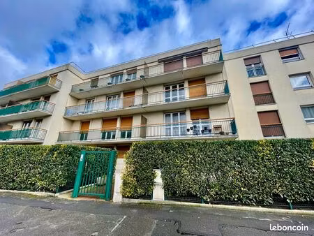 appartement 5 pièces 93 m²