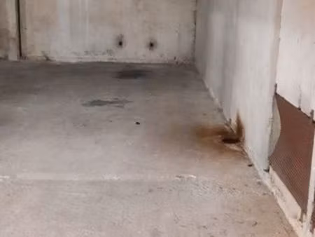 parking 15m2 -securisé -issy-les-moulineaux
