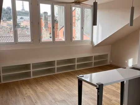 location - studio non meublé